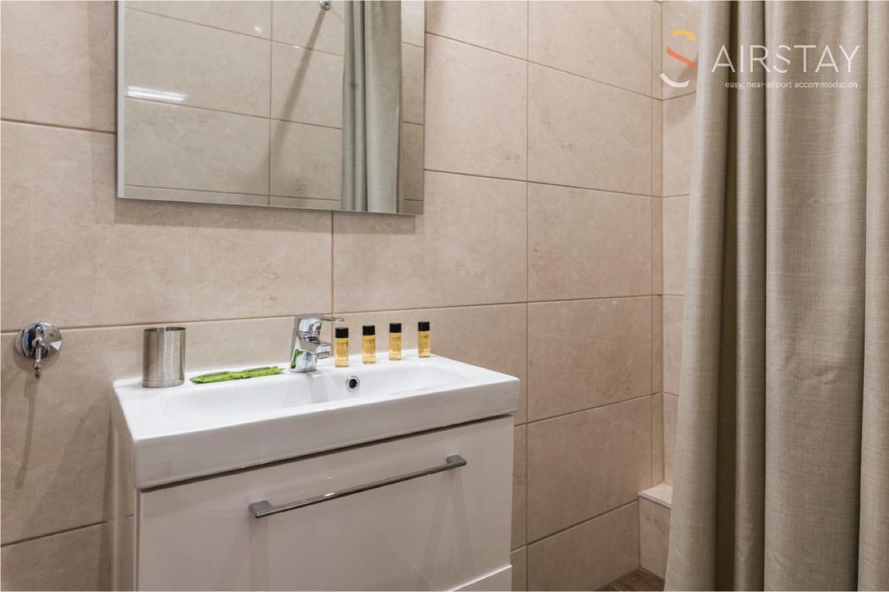Anivia Apartments Airport By Airstay Szpáta Kültér fotó